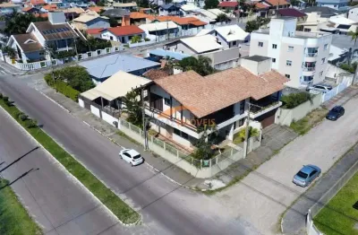 Casa com 7 quartos à venda na harley amadei silva, 1258, village, imbituba por r$ 2.500.000