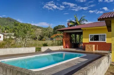 Casa com 3 quartos à venda na Rua Prof. José Manoel Alves, 7, Fazenda São Paulo, Imaruí por R$ 689.000