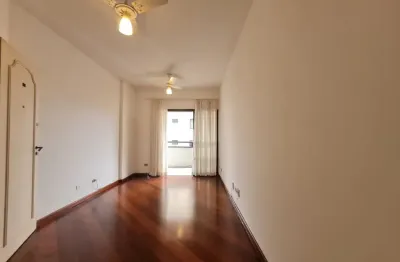 Apartametno de 1 quarto, 2 banheiros , 2 quadras da praia na pompeia em santos/sp.