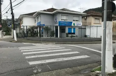 Casa comercial com 5 salas para alugar na Avenida Senador Pinheiro Machado, 82, Vila Mathias, Santos