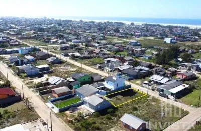 Terreno á venda com 300m² no bairro Jardim Ultramar em Balneário Gaivota / SC