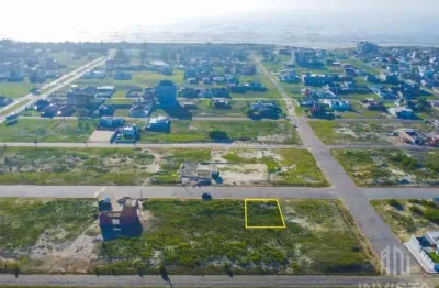 Terreno á venda com 375m² no bairro TURIMAR em Balneário Gaivota / SC