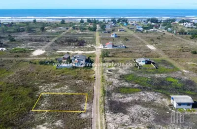 Terreno á venda com 288m² no bairro Nova Torres em Balneário Gaivota / SC