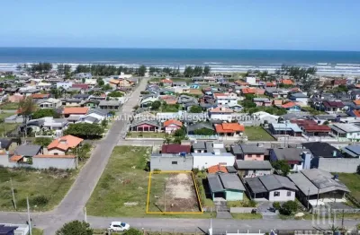 Terreno á venda com 300m² no bairro Jardim Ultramar em Balneário Gaivota / SC