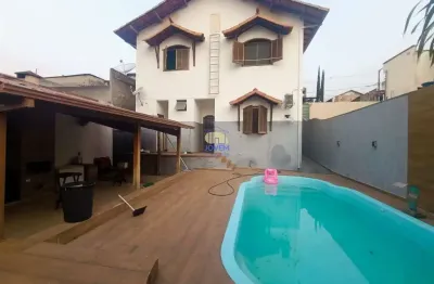 Casa com 3 quartos à venda no heliópolis, belo horizonte  por r$ 650.000