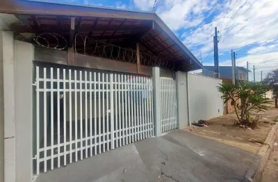 Casa  a venda 3 quartos, garagem para 2 carros,bairro santa edwiges, próximo a casa do biscoito 3