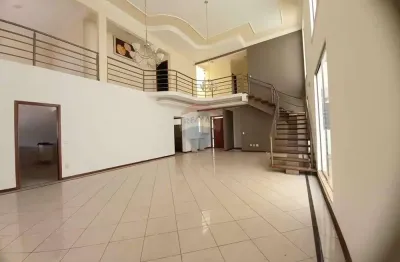 casa a venda -4 quartos /suite -3 banheiros-3 vagas cobertas próximo do Colégio Esquema Único