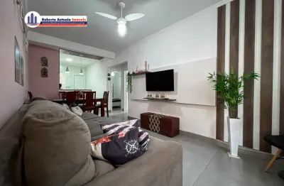 Maravilhoso Apartamento de 2 Dormitórios Reformado