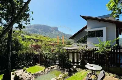 Casa em condomínio fechado com 3 quartos à venda na rua das cabreúvas, 455, pedra branca, palhoça por r$ 1.990.000