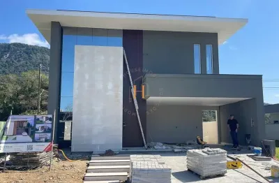 Casa em condomínio fechado com 4 quartos à venda na rua lagoinha, 65, pedra branca, palhoça por r$ 3.500.000