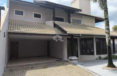 Casa com 3 quartos à venda na Rua Augusto Ernesto Boettcher, 155, Floresta, Joinville