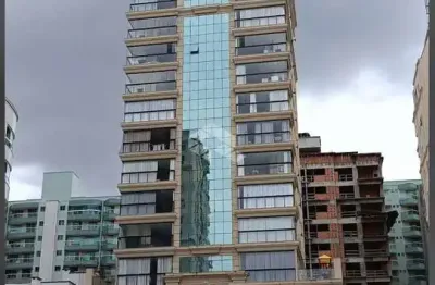 Apartamento com 4 quartos à venda na Rua 315, 198, Meia Praia, Itapema