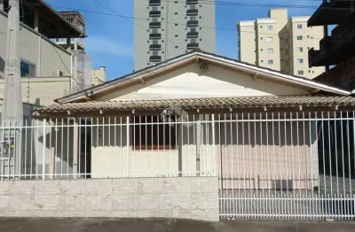Casa com 3 quartos à venda na São José, 275, Balneário Perequê, Porto Belo
