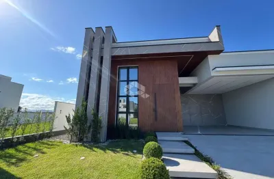 Luxo exclusividade e conforto - sua nova casa em condomínio fechado