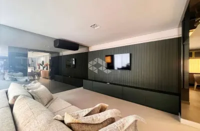 Apartamento com 3 quartos à venda na Rua 258, 340, Meia Praia, Itapema