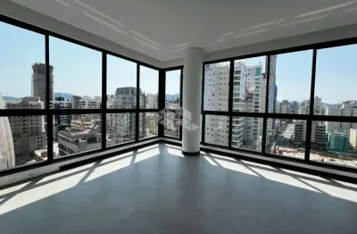 Apartamento com 4 quartos à venda na Rua 295, 245, Meia Praia, Itapema