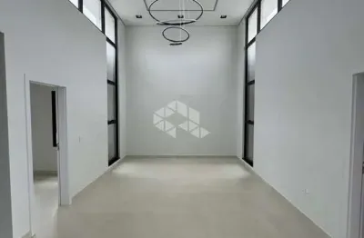 Casa alto padrão 4 dormitórios com piscina no bosque da mata em tijucas - sc