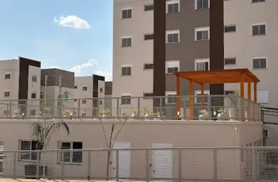 Lindo apto ,novo ,com elevador,venha ser o primeiro morador ,próximo de escolas , mercados . padaria ,farmácia  etc;