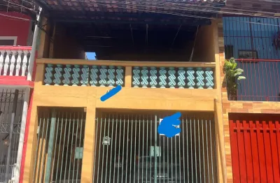 Oportunidade bela casa com excelente localização próximo a escola, supermercado, padaria, escola