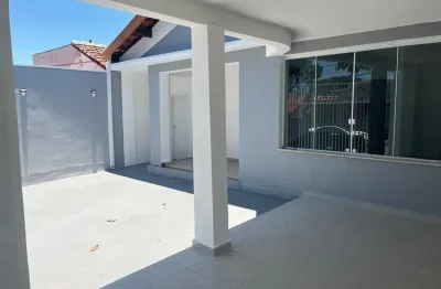 Excelente localização , proxima do centro comercial,linda casa, acabamento de alto padrão, vila maria, oportunidade de locação, com edícula no fundo