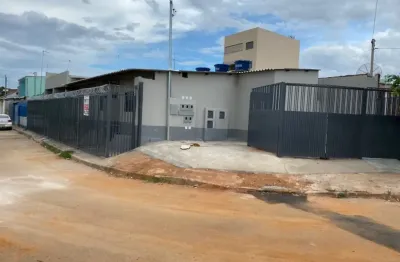 Qr 407 lote com 05 kits ***baixou pra vender***samambaia norte.