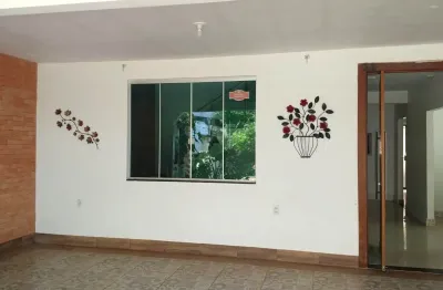 Vendo casa na qnd 54 taguatinga norte de 04 quartos e 04 suítes