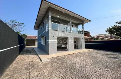 Sobrado com 05 dormitórios a 150m do mar - barra do saí