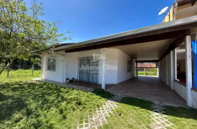 Casa com  03 dormitórios á venda jardim pérola do atlântico