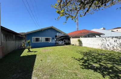 Casa com 2 quartos à venda na Rua (640) Emílio Cornelsen, Brasília, Itapoá