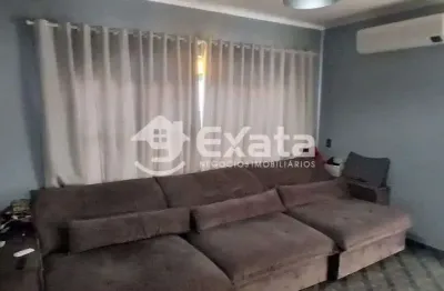 Casa com 2 quartos à venda na Vila Barcelona, Sorocaba 