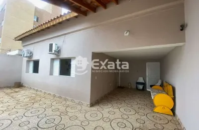 Casa com 3 quartos à venda na Rua Gustavo Magalhães, 78, Jardim Faculdade, Sorocaba