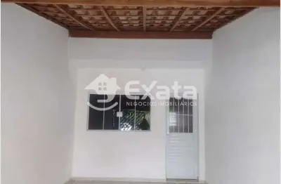 Casa com 2 quartos à venda na Rua Rosalina Pereira de Camargo, 50, Jardim das Azaléias, Sorocaba