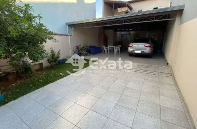 Casa com 2 quartos à venda na Rua Doutor Américo Figueiredo, 5819, Jardim Tropical, Sorocaba