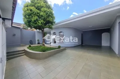 Casa com 3 quartos à venda na Alameda dos Crisântemos, 385, Jardim Simus, Sorocaba