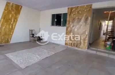 Casa com 2 quartos à venda na Rua Julio Cesar Iorio, 17, Jardim Residencial Villa Amato, Sorocaba