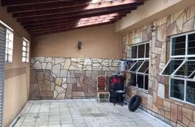 Casa com 3 quartos à venda na Rua Urugüai, 210, Vila Assis, Sorocaba