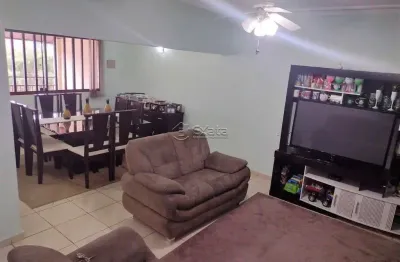 Casa com 3 quartos à venda na Avenida Nove de Julho, 951, Vila Barão, Sorocaba