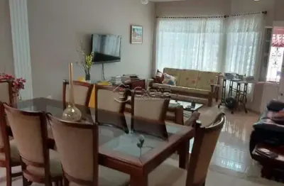 Casa com 3 quartos à venda na Rua Mário Piccini, 80, Jardim Prestes de Barros, Sorocaba