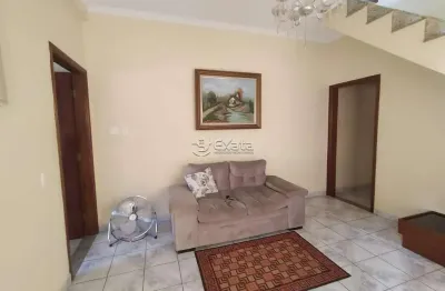 Otimo sobrado - 3 quartos, sendo duas suites (01 com hidromassagem)