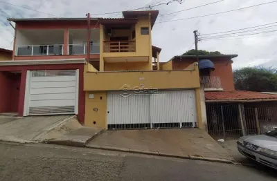 Otimo sobrado - 3 quartos, sendo duas suites (01 com hidromassagem)