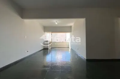 Apartamento com 3 quartos para alugar na Rua Professor Toledo, 235, Centro, Sorocaba