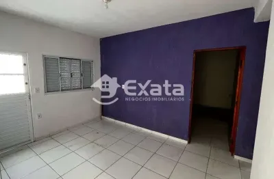 Casa com 3 quartos para alugar na Rua Professor Izidoro Marins, 95, Vila Barcelona, Sorocaba