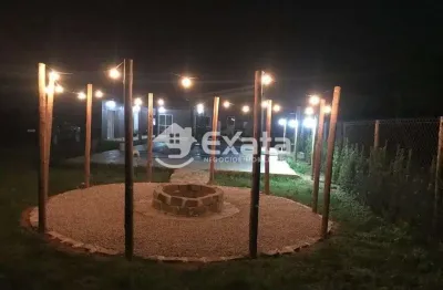 Charmosa chacara a venda em briquituba, aluminio - 03 suites e 03 vagas