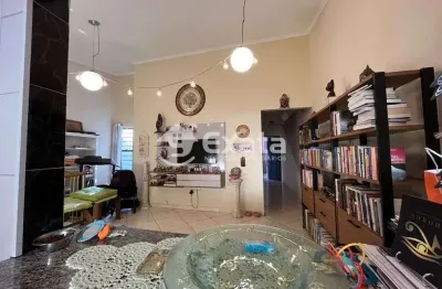 Casa e salao comercial de 2 quartos, 230m2 no bairro jardim santa rosalia, em sorocaba