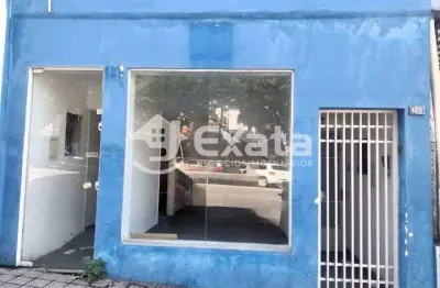 Casa comercial com 3 salas para alugar no Centro, Sorocaba 