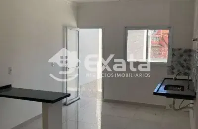 Oportunidade de compra! apartamento 01 com quintal no residencial rosalia alcolea