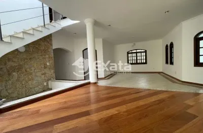 Casa com 4 quartos para alugar no Jardim Pagliato, Sorocaba 