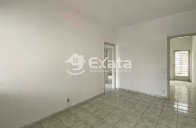 Apartamento com 2 quartos para alugar na Vila Haro, Sorocaba 