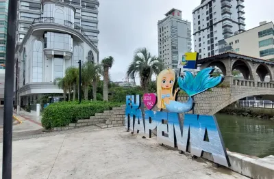 Apartamento amplo com 3 dormitorios e 1 suite em centro de itapema sc