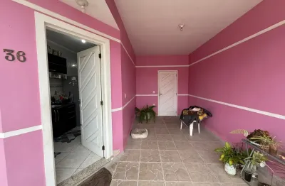 Casa geminada com dois dormitórios em forquilhinha, são josé/sc